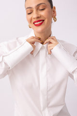 Camicia classica bianca vestibilità regolare genderless