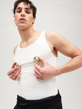 Tank top nipples bianco dettaglio placche metalliche design contemporaneo