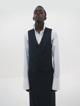 Gilet blu dettaglio vestibilità oversize design contemporaneo