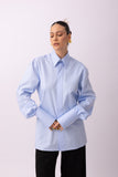 Camicia classica azzurra retro design contemporaneo
